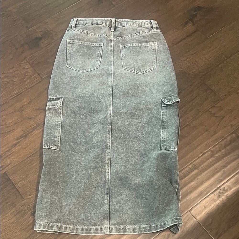 love, Fire Gray Maxi Skirt - Picture 4 of 4